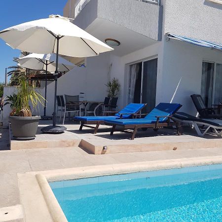 Peaceful Townhouse With Private Pool Near The Sea Apartment Пафос Екстериор снимка