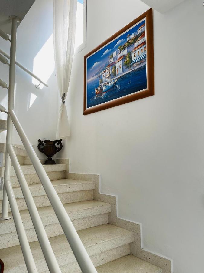 Peaceful Townhouse With Private Pool Near The Sea Apartment Пафос Екстериор снимка